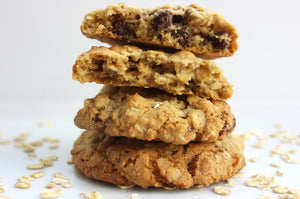 oatmeal chocolate chip cookie