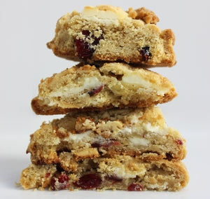 white chocolate cranberry cookie